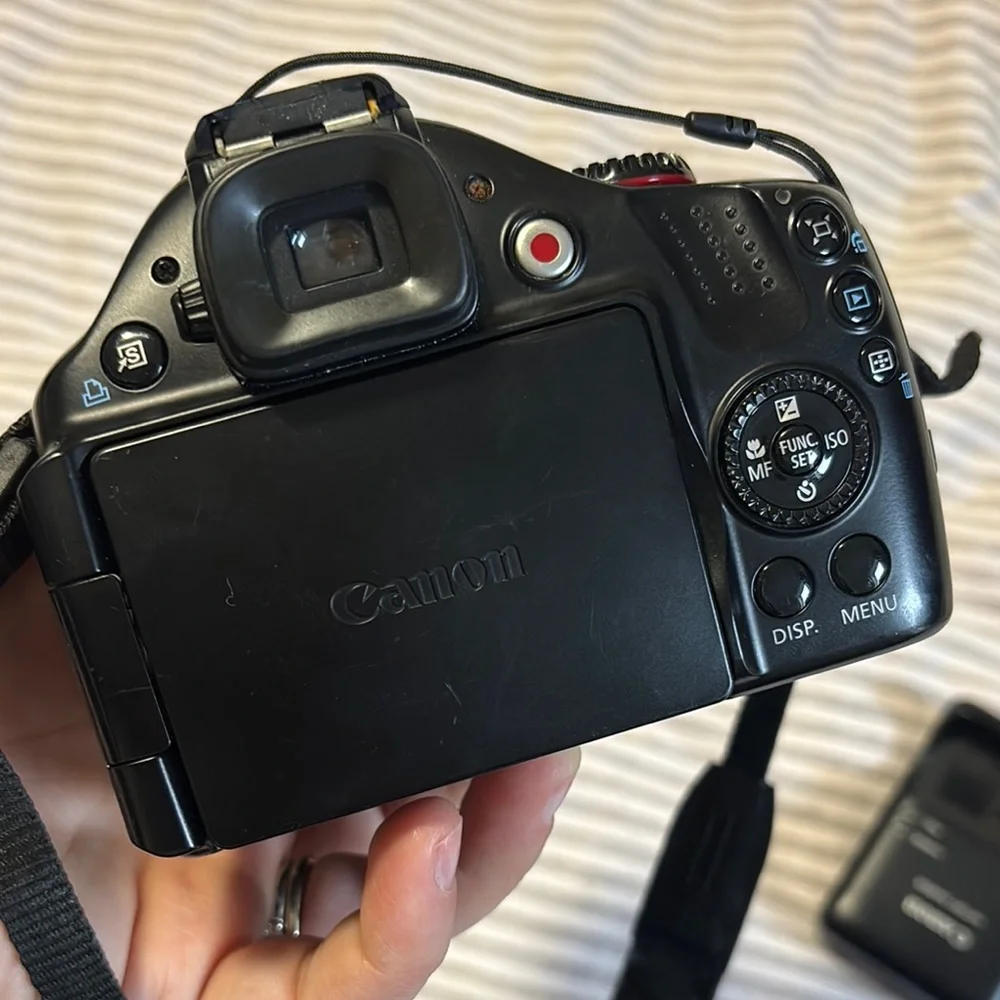 Canon Black Digital Camera with Matte Finish